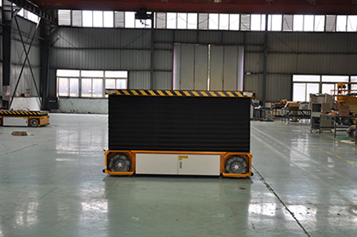 成都星空平台app麦轮式全向车-1.jpg