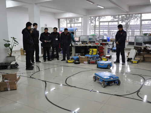 中航工业成飞集团工程师一行到访星空平台app公司-1.jpg